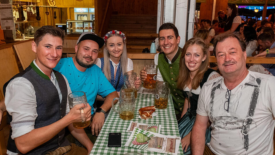 Die Partybilder vom Sonntag, 13. August 2023, aus dem Festzelt Weckmann.