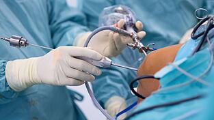 Behandlungsfehler führen laut dem Medizinischen Dienst zu Kosten in Milliardenhöhe. (Symbolbild)