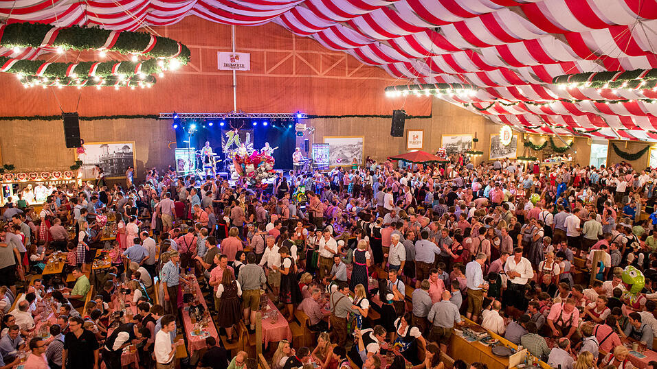 Der große Festzeltvergleich - hier ein Eindruck vom Festzelt Krönner. Foto: Mathias Adam Der große Festzeltvergleich - hier ein Eindruck vom Festzelt Krönner. Foto: Mathias Adam
