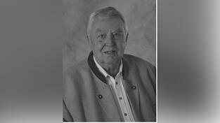 Westphal starb am 9. Oktober mit 87 Jahren.