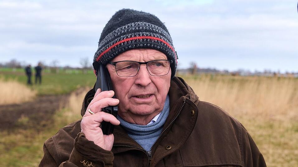 Mecklenburg-Vorpommerns Umweltminister Till Backhaus (SPD) verurteilt die Anfeindungen gegen Hilfskr&auml;fte.