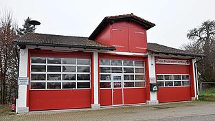 Das Feuerwehrhaus der Feuerwehr Kirchberg in Arndorf ist nicht mehr zeitgemäß und muss neu gebaut werden. Das Feuerwehrhaus der Feuerwehr Kirchberg in Arndorf ist nicht mehr zeitgemäß und muss neu gebaut werden.