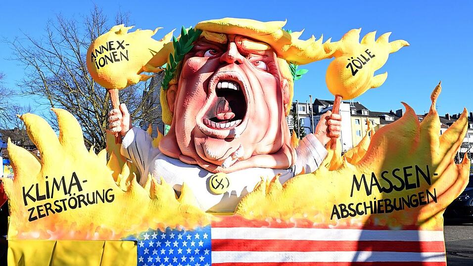 US-Präsident Donald Trump sind allein im Düsseldorfer Rosenmontagszug drei Wagen gewidmet.