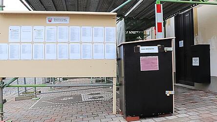 Briefwahlunterlagen werden ab n&auml;chster Woche versandt. Vor dem Rathaus wurde bereits ein extra Briefkasten zur R&uuml;ckgabe aufgestellt.