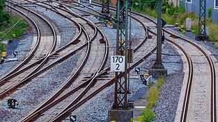 Die Strecke zwischen Berlin und Hamburg wurde von August 2025 bis Juni 2026 generalsaniert. (Archivbild) Die Strecke zwischen Berlin und Hamburg wurde von August 2025 bis Juni 2026 generalsaniert. (Archivbild)