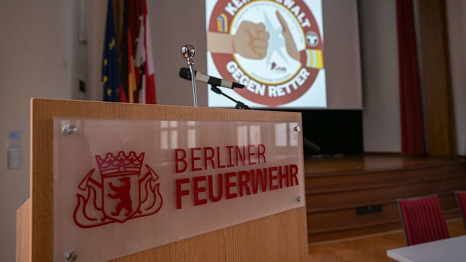 In Berlin startete im Juni 2023 die Kampagne &laquo;Keine Gewalt gegen Retter&raquo;. (Symbolbild)