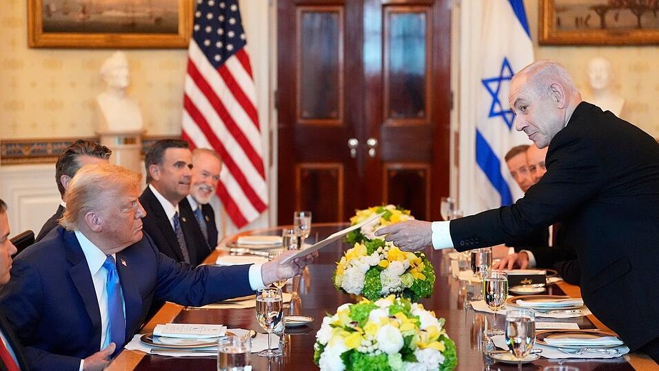 Israels Regierungschef Netanjahu hat US-Präsident Trump für den Friedensnobelpreis nominiert.