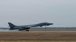 Rund eine Woche nach Beginn des Iran-Kriegs zeigen beide Seiten keine Anzeichen von Nachgeben. (Symbolfoto)