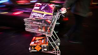 Zum Verkaufsstart gab es vielerorts Warteschlangen.