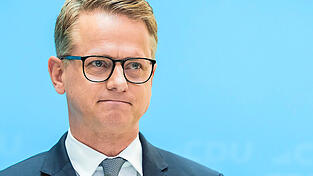 Inmitten der gr&ouml;&szlig;ten Umw&auml;lzungen seit vielen Jahren &uuml;bernimmt Carsten Linnemann das Gesundheitsministerium.
