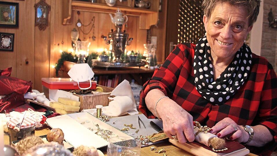 Gewusst, wie: Brigitte Ertl zeigt, wie ein Fatschenkindl entsteht. Gewusst, wie: Brigitte Ertl zeigt, wie ein Fatschenkindl entsteht.