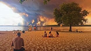 Noch ist der beliebte Urlaubsort Lacanau nicht direkt von dem Waldbrand bedroht.