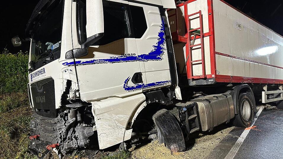 Auf der B299 hat sich am Freitag ein schwerer Unfall ereignet. 