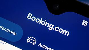 Über Booking können zum Beispiel Übernachtungen in Hotels gebucht werden. (Archivbild) Über Booking können zum Beispiel Übernachtungen in Hotels gebucht werden. (Archivbild)