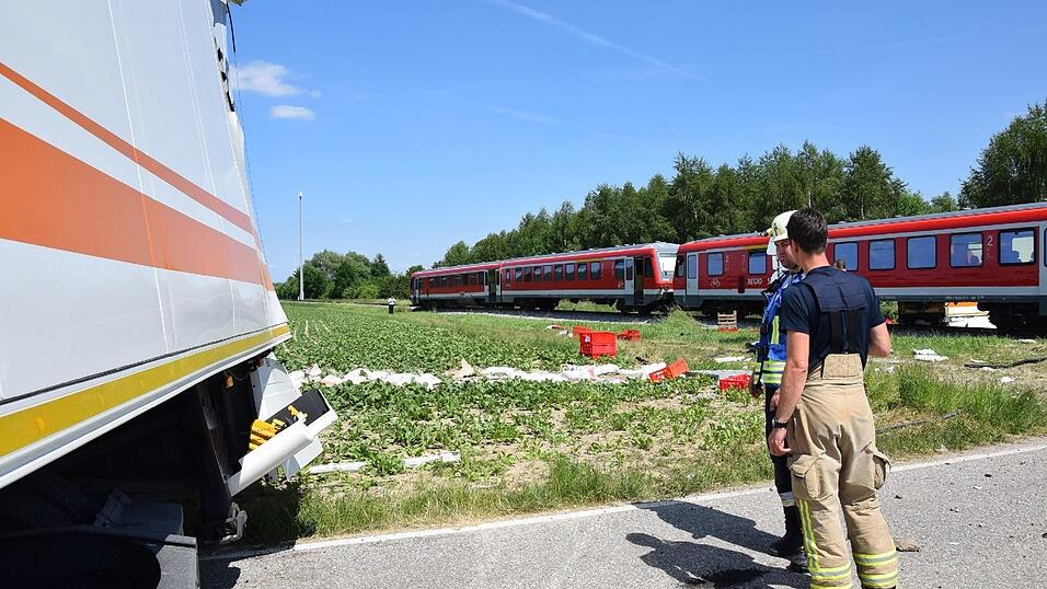 Am Bahnübergang Ostsiedlung ist es am Donnerstagnachmittag zu einem Unfall gekommen.