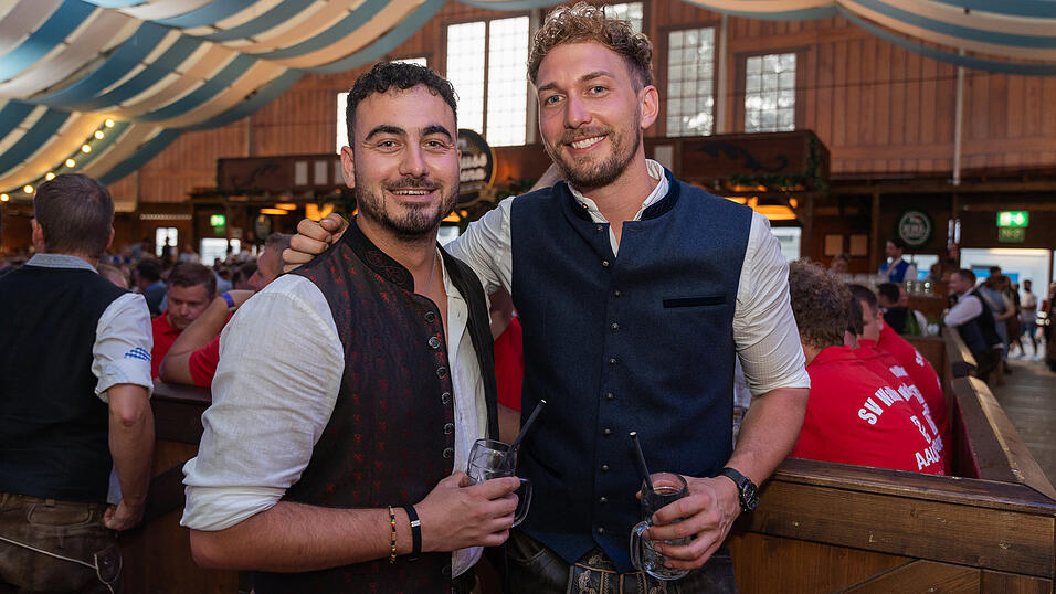 Die Partybilder vom Freitag, 18. August 2023, aus dem Festzelt Wenisch. Die Partybilder vom Freitag, 18. August 2023, aus dem Festzelt Wenisch.