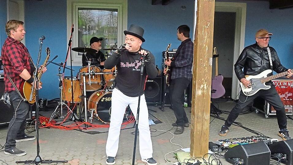 The Rockin’ Jacks begleiteten die Veranstaltung. The Rockin’ Jacks begleiteten die Veranstaltung.