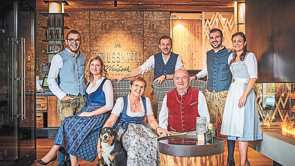 Familie Wenisch (von links): Stefan Wenisch, Sonja Wenisch, Waltraud Wenisch, Christoph Wenisch, Anton Wenisch senior, Anton Wenisch junior und Julia Wenisch Familie Wenisch (von links): Stefan Wenisch, Sonja Wenisch, Waltraud Wenisch, Christoph Wenisch, Anton Wenisch senior, Anton Wenisch junior und Julia Wenisch