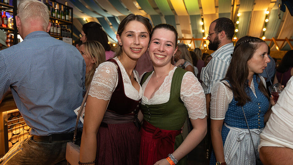 Die Partybilder vom Samstag, 19. August 2023, aus dem Festzelt Wenisch. Die Partybilder vom Samstag, 19. August 2023, aus dem Festzelt Wenisch.