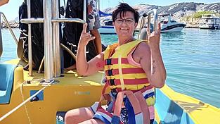 Stefanie Hochholzer ist eigentlich eine echte Powerfrau. Doch jetzt braucht die aus Moosfürth stammende 59-Jährige Hilfe. Sie ist an Leukämie erkrankt und benötigt einen Stammzellenspender Stefanie Hochholzer ist eigentlich eine echte Powerfrau. Doch jetzt braucht die aus Moosfürth stammende 59-Jährige Hilfe. Sie ist an Leukämie erkrankt und benötigt einen Stammzellenspender
