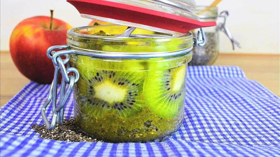Chia-Pudding kann abwechslungsreich gestaltet werden &ndash; zum Beispiel mit diesen drei Rezepten.