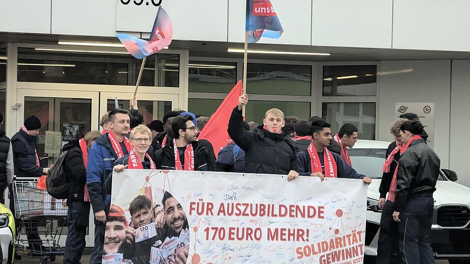 Eindrücke vom Demozug in Regensburg. Eindrücke vom Demozug in Regensburg.