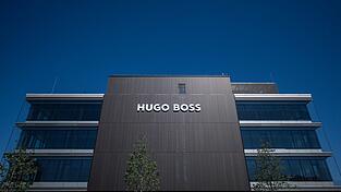 Blick auf den Firmensitz der Hugo Boss AG in Metzingen. Blick auf den Firmensitz der Hugo Boss AG in Metzingen.