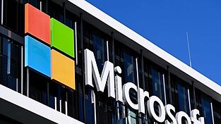 In der M&uuml;nchner Zentrale von Microsoft ist der Freistaat Bayern ein gerngesehener Kunde. Jahr f&uuml;r Jahr &uuml;berweist die Staatsregierung viele Millionen f&uuml;r die Nutzung der Produkte in der Verwaltung. (Illustration)