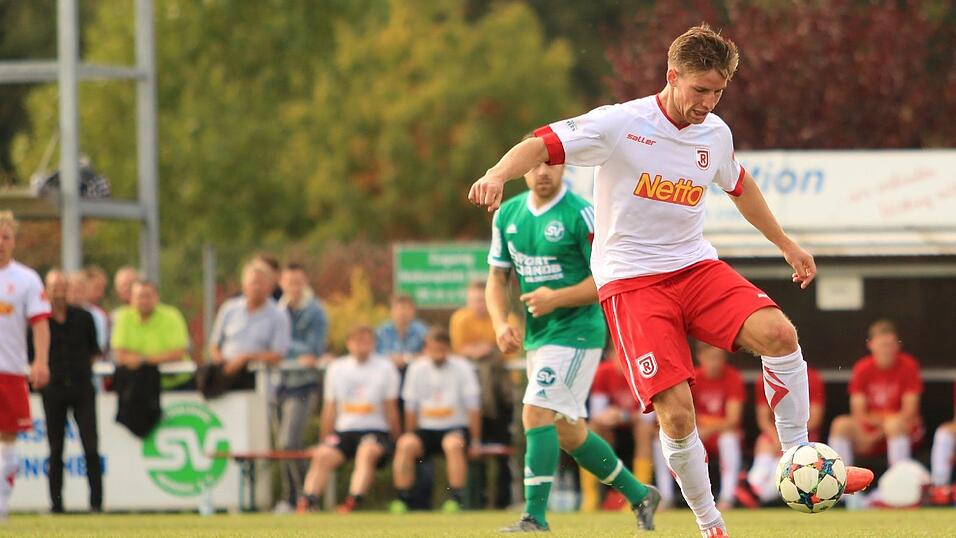 Der Jahn kommt bei Schalding-Heining nicht über ein 0:0 hinaus. Der Jahn kommt bei Schalding-Heining nicht über ein 0:0 hinaus.