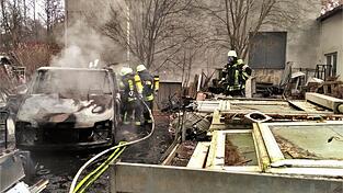 Der Brand am Lagerplatz voriges Jahr ist auch auf das Konto der neunköpfigen Gruppe Jugendlicher gegangen.