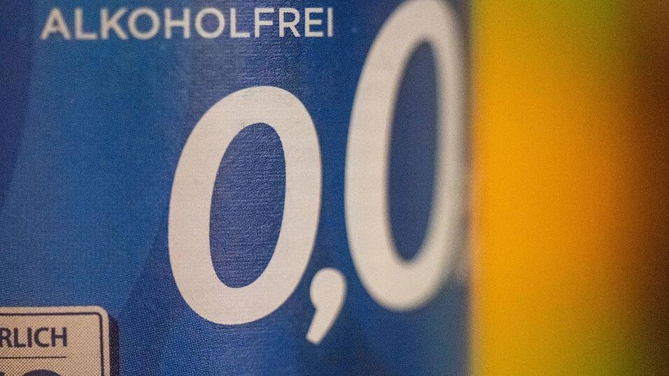 Bier muss keinen Alkohol enthalten. Bier muss keinen Alkohol enthalten.
