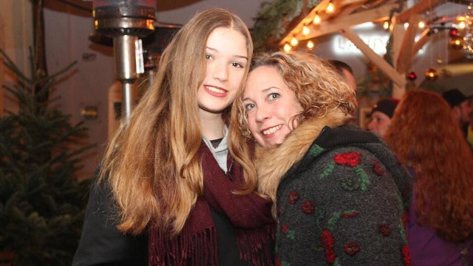 In Landshut lockten am Wochenende der Kunsthandwerkermarkt und die H&uuml;ttengaudi zahlreiche Besucher an.