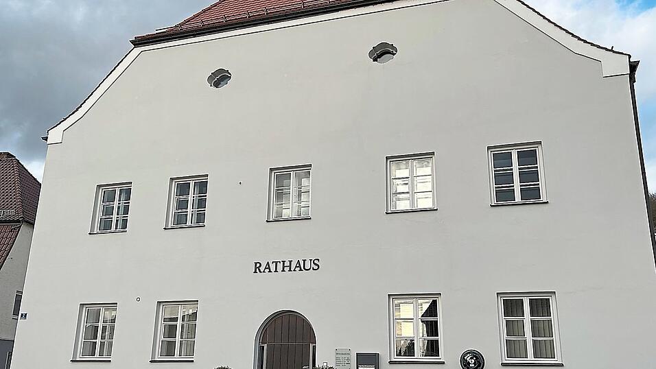 Nach einem Vierteljahrhundert wird es im Rathaus Winzer einen neuen Chef geben.