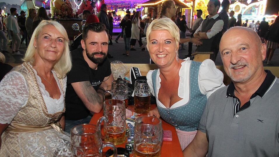 So schön war der Sonntag auf der Bartlmädult in Landshut. So schön war der Sonntag auf der Bartlmädult in Landshut.