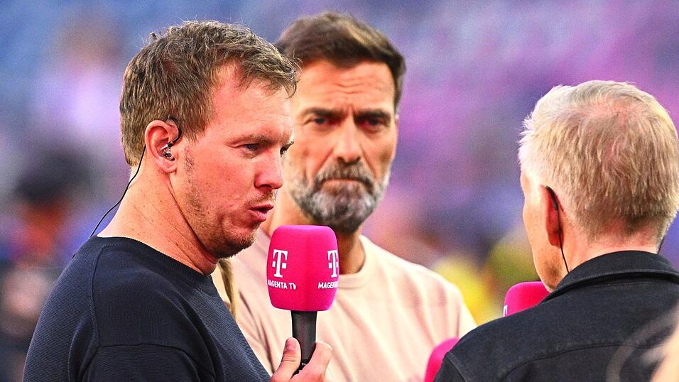 Julian Nagelsmann im Interview - und J&uuml;rgen Klopp h&ouml;rt zu.