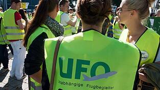 Ab Freitag treten die Flugbegleiter bei der Lufthansa in einen achttägigen Streik.