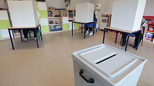 Die Wahllokale sind von 8.00 bis 18.00 Uhr geöffnet. (Archivbild) Die Wahllokale sind von 8.00 bis 18.00 Uhr geöffnet. (Archivbild)