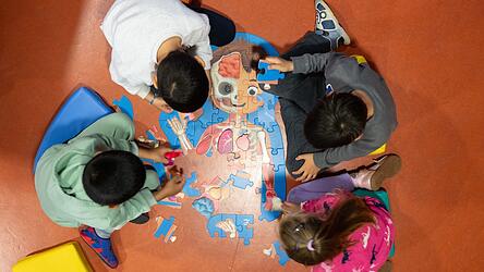 In den Kitas gibt es eine leichte Entspannung. (Symbolfoto) In den Kitas gibt es eine leichte Entspannung. (Symbolfoto)