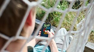 Mehrere EU-L&auml;nder planen bereits nationale Vorgaben f&uuml;r den Zugang zu Social-Media-Plattformen. (Symbolbild)