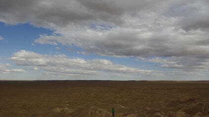 Imke Hansen und Andreas Goldbrunner reisen um die Welt. In der Wüste Gobi. Imke Hansen und Andreas Goldbrunner reisen um die Welt. In der Wüste Gobi.