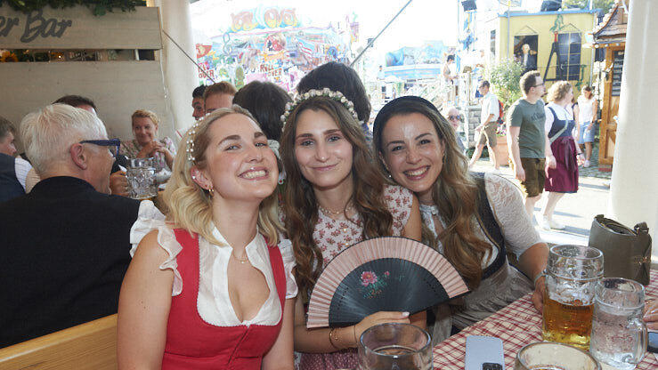 Die Partybilder vom Samstag, 9. August, aus dem Festzelt Lechner. Die Partybilder vom Samstag, 9. August, aus dem Festzelt Lechner.