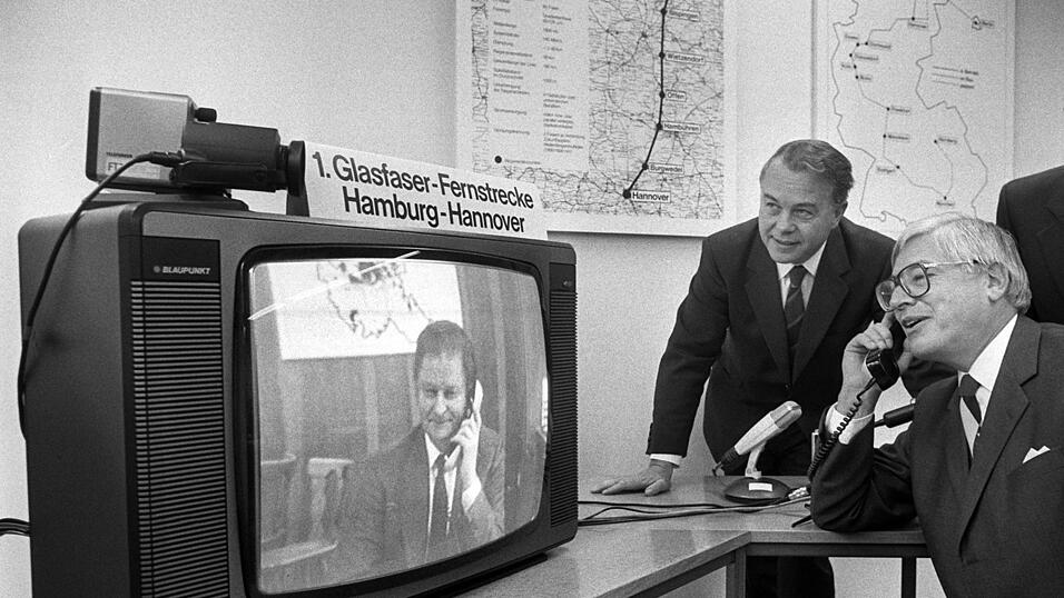 Christian Schwarz-Schilling wurde zum Fachmann f&uuml;r neue Medien. (Archivbild)