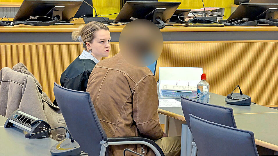 Der 53-J&auml;hrige macht keine Angaben zur Sache. Deshalb wurde eine Videovernehmung mit der damals Achtj&auml;hrigen abgespielt.