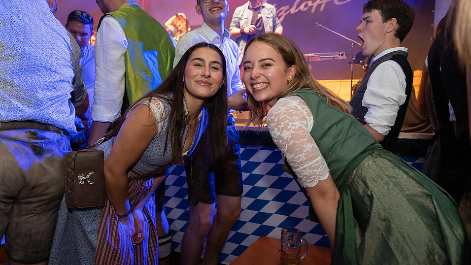 Die Partybilder vom Samstag, 12. August 2023, aus dem Festzelt Reisinger. Die Partybilder vom Samstag, 12. August 2023, aus dem Festzelt Reisinger.