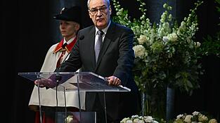 Der Schweizer Bundespräsident betont, es sei nicht Aufgabe der Politik, in das Justizsystem einzugreifen. Der Schweizer Bundespräsident betont, es sei nicht Aufgabe der Politik, in das Justizsystem einzugreifen.