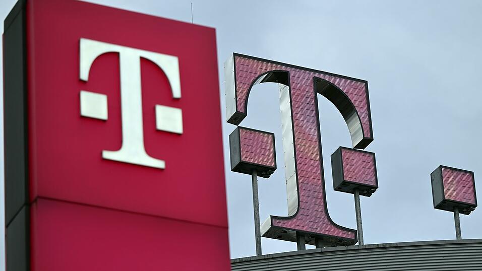 Aktien der Deutschen Telekom haben in der vergangenen Woche massiv unter Ger&uuml;chten gelitten, Amazon wolle den US-Mobilfunkmarkt aufmischen und Prime-Kunden sehr g&uuml;nstige Mobilfunkvertr&auml;ge anbieten.