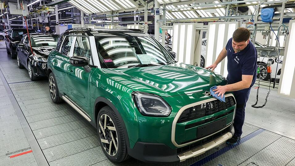 Mini lief vergangenes Jahr stark und half dem Konzern damit ins Plus. (Archivbild)