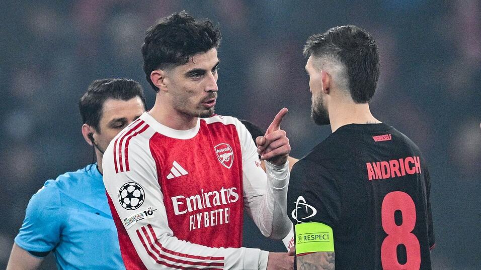Nach dem Spiel gab es f&uuml;r Havertz (l) und Andrich Redebedarf.