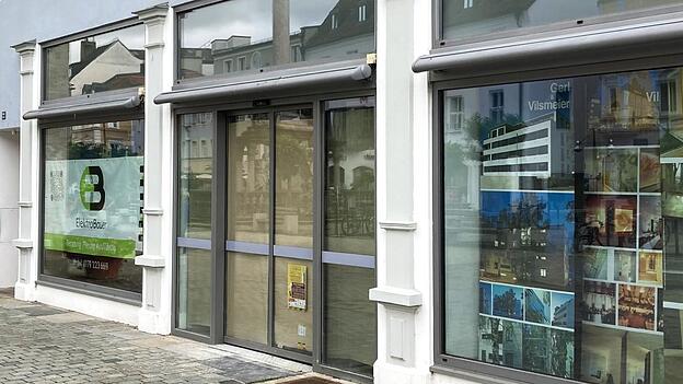 Über zwei Jahrzehnte war im Erdgeschoss und im 1. Stock der Boardershop 'Epoxy' beheimatet.   