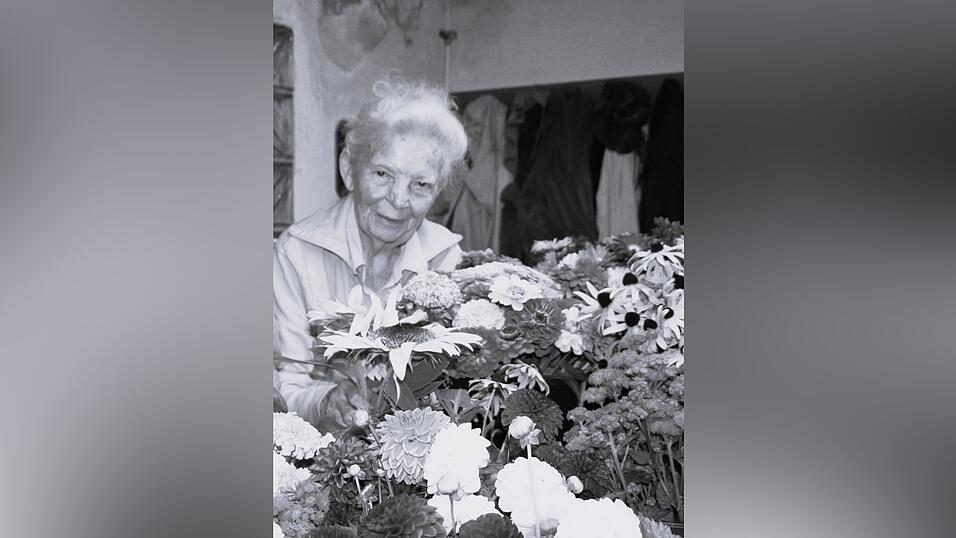 Ernestine Raum-Streck ist gestorben. Die Marktfrau war eine Institution in Cham. Ernestine Raum-Streck ist gestorben. Die Marktfrau war eine Institution in Cham.
